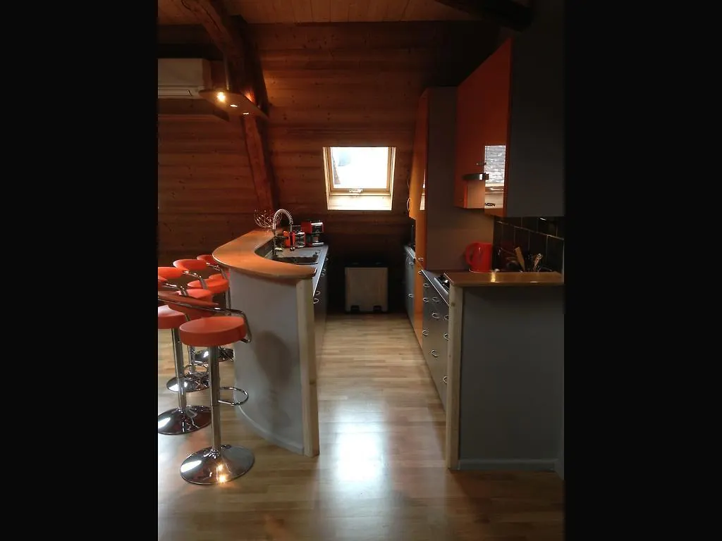 Les Combles - Saint Etienne De Cuines Apartment 0*, Saint-Etienne-de-Cuines France